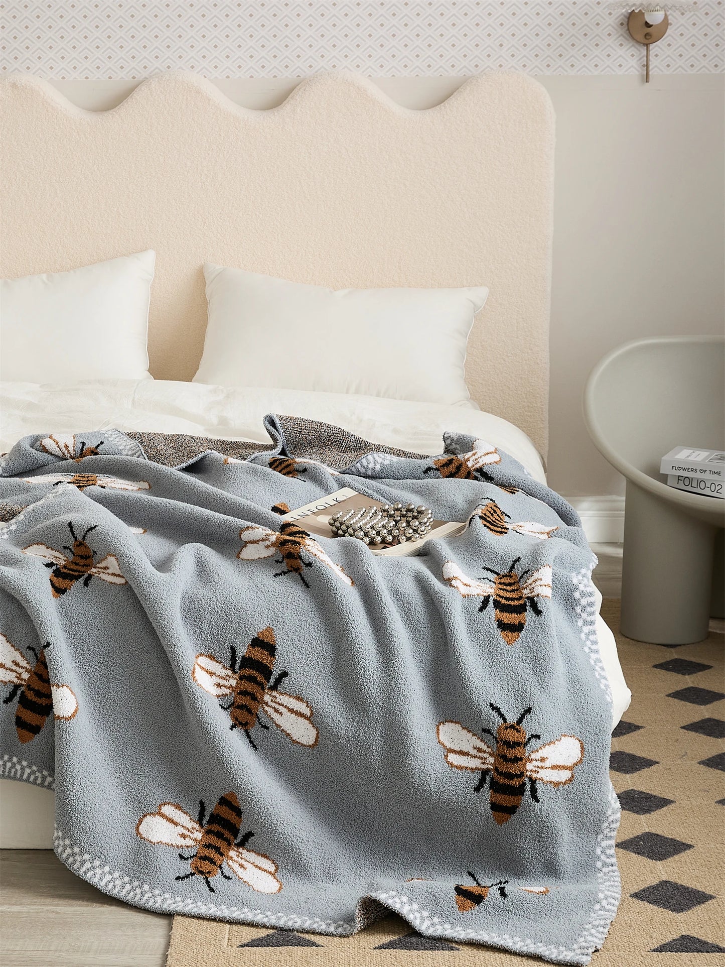 Couverture Design à Motif Abeille