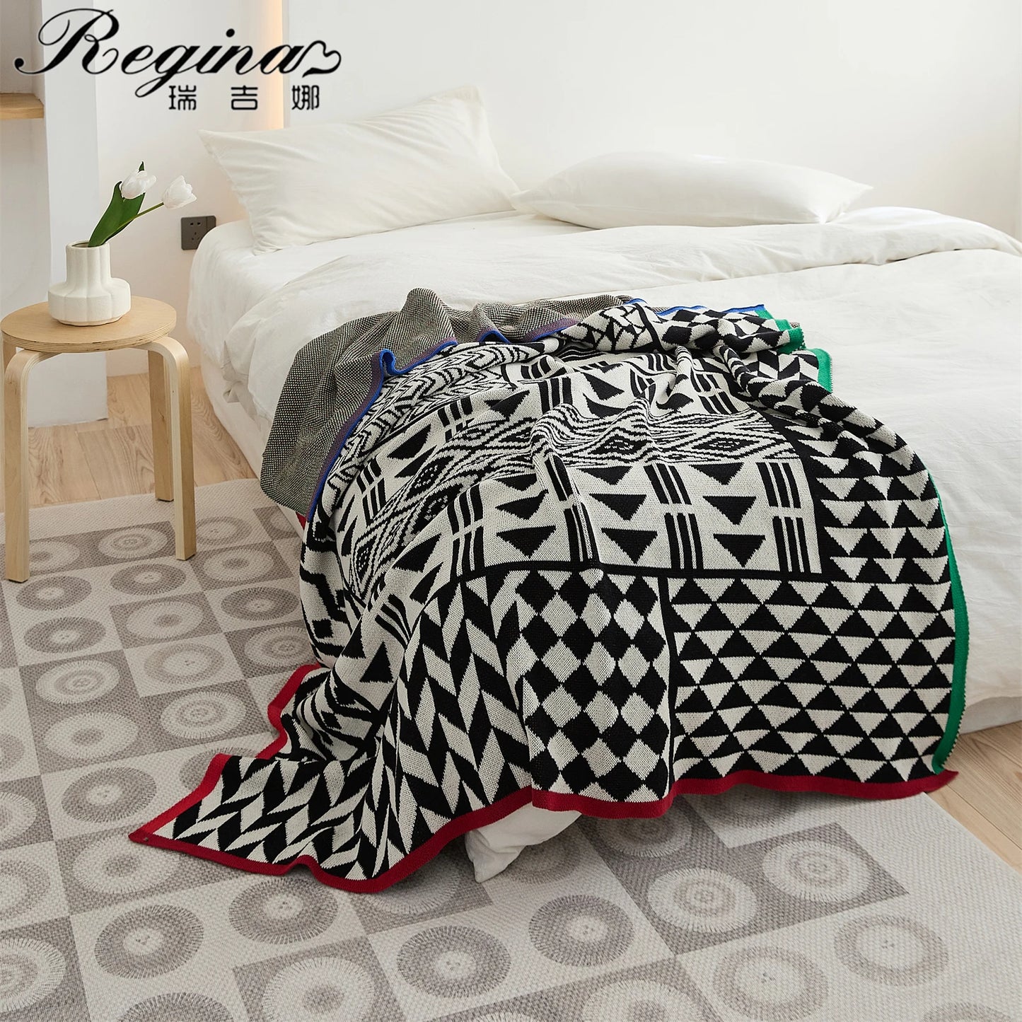 Couverture Motif Géométrique